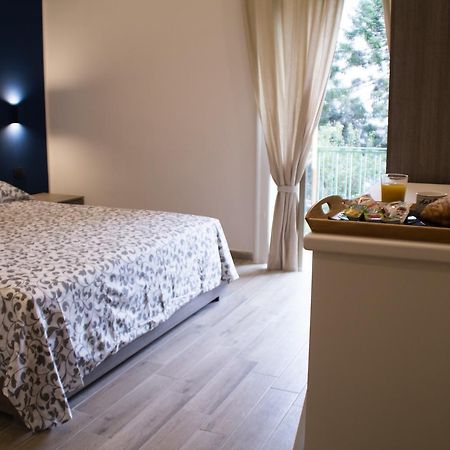 Bed and Breakfast Interno 10 Cavour Neapel Exterior foto